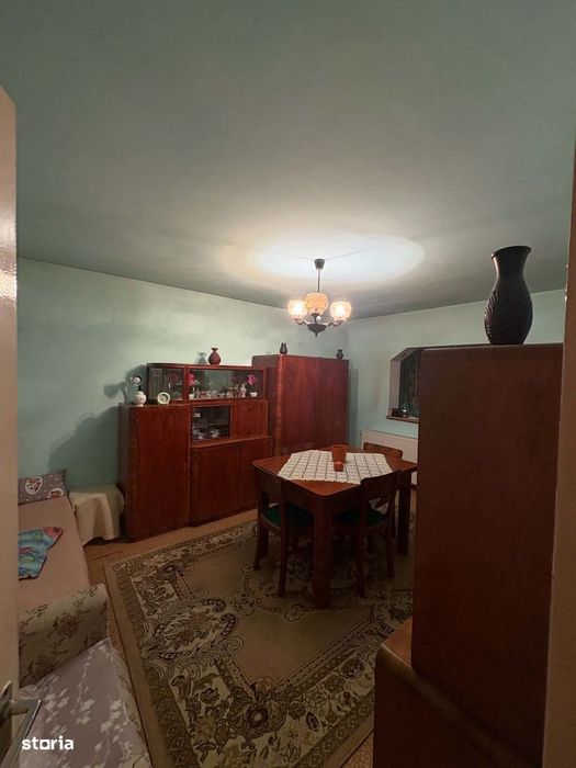 Apartament 3 camere zona TRACTORUL,str Gloriei