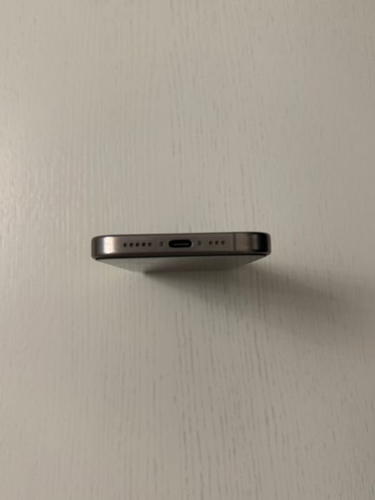 iPhone 15 pro 128 gb