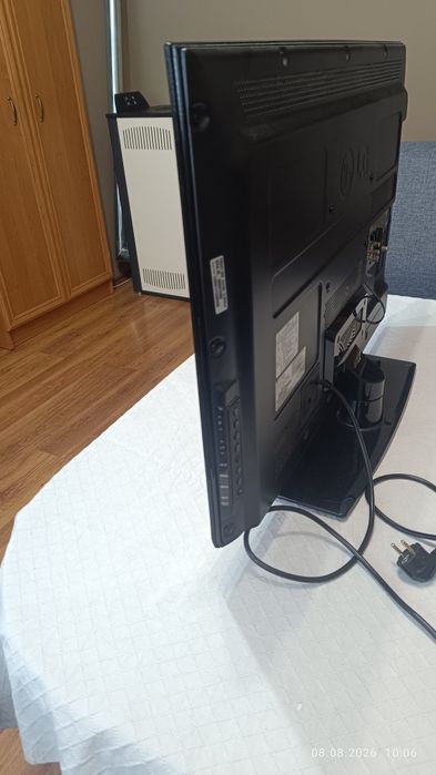 Телевизор LG 32инча