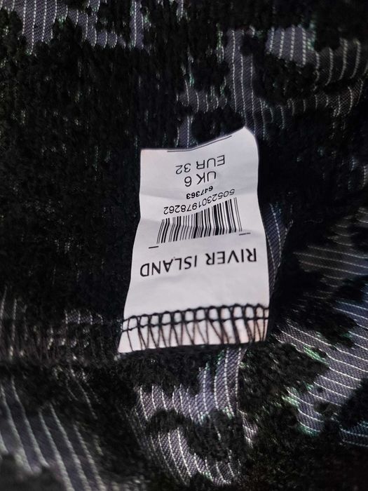 Bluză River Island cu un design de tip patchwork, mărimea 32(XXS)