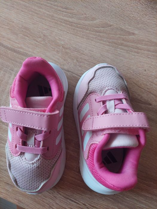 Adidas- детски маратонки за момиче