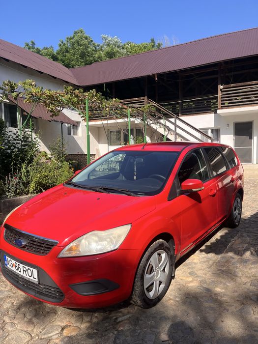 FORD Focus 2010 — imagine 5