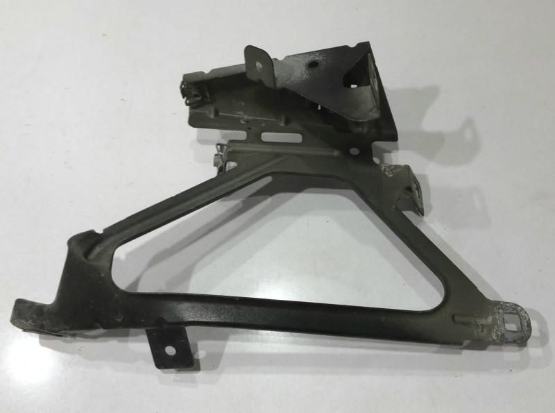 Suport far stanga BMW Seria 7 F01, F02 Berlina 7184179