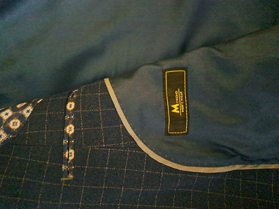 Продам костюм мужской