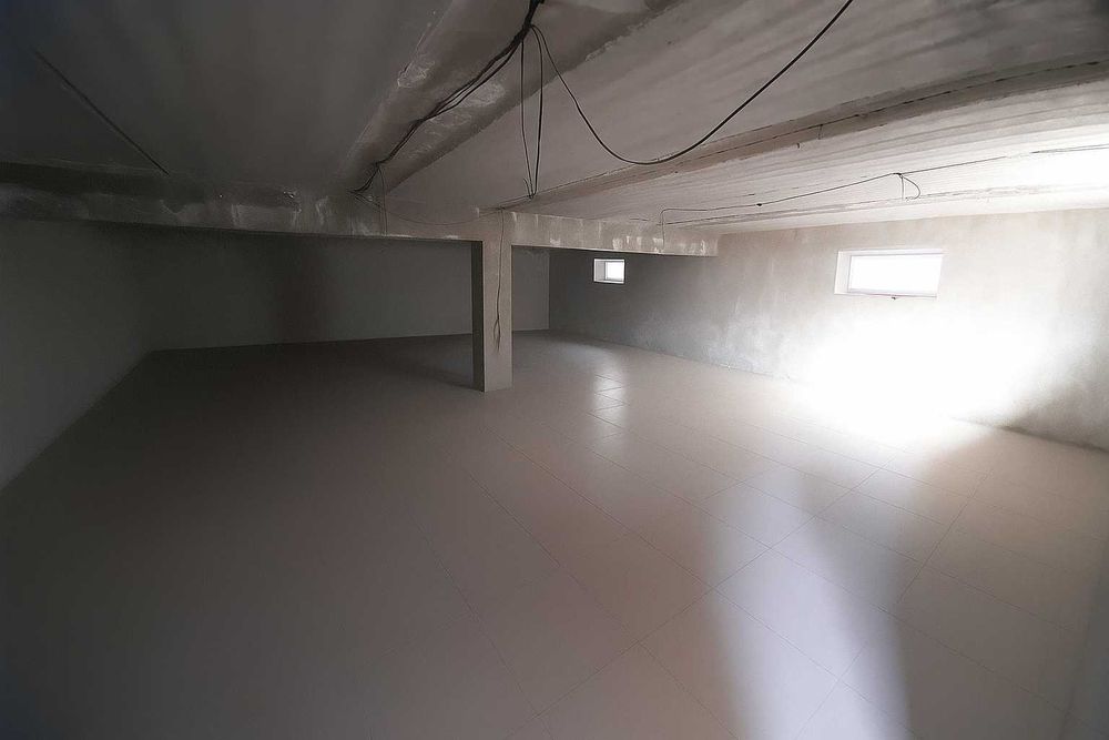 Помещения + Магазин склад в аренду в Навои область