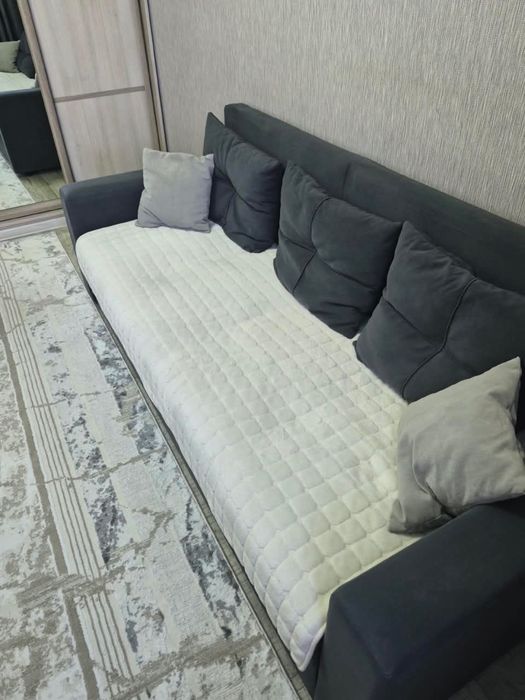 Продам Диван подростковый