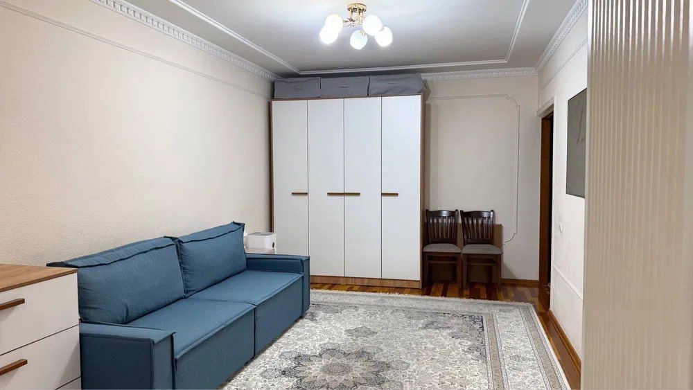 Квартира на Дархан 3/4/4 общ пл 75м /77 серия с обстановкой