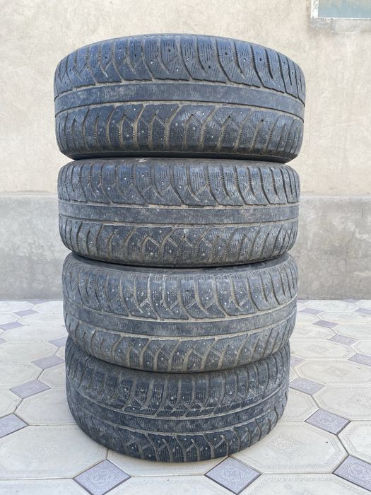 Шины комплект  размер 285/60/18
