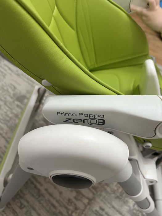 Кресло для кормления Peg Perego