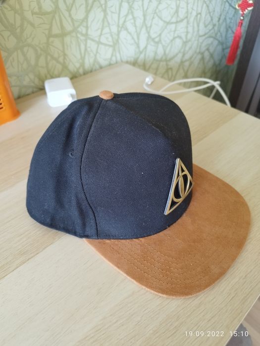 Бейсболка новая черная