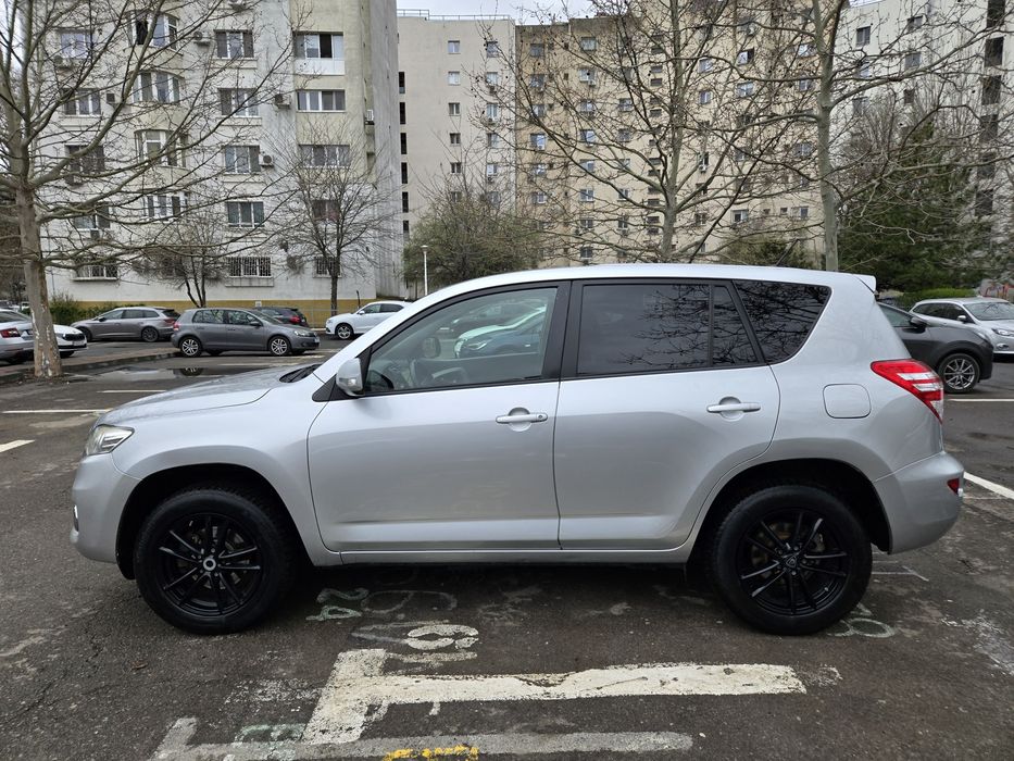 TOYOTA RAV4 2011 — imagine 2
