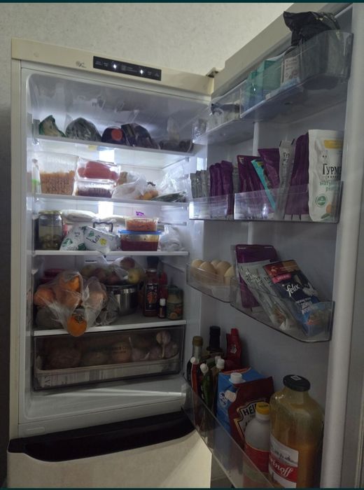 Холодильник хороший