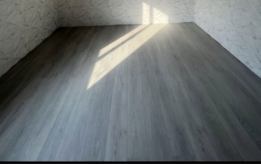 Ламинат ,паркет