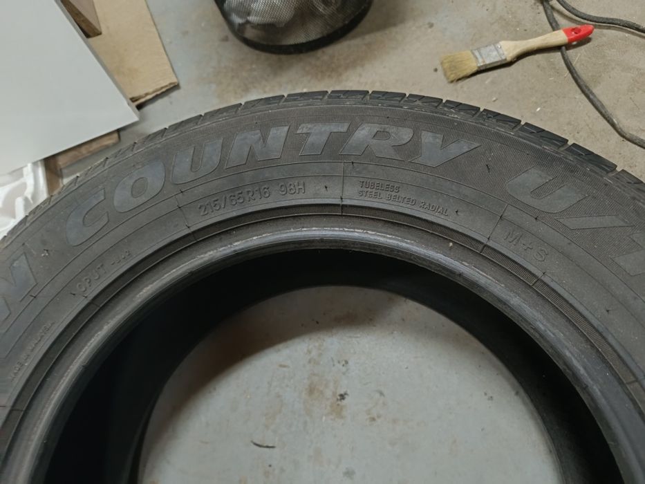 Продам две шины хорошее состояние