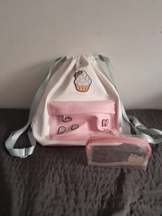 Ghiozdan+ penar Pusheen