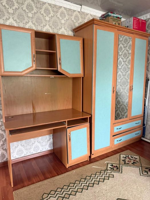 Продам спальный гарнитур