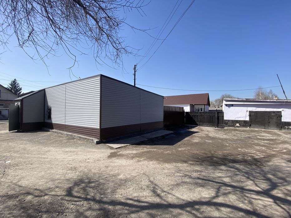 Продаются два дома с магазином