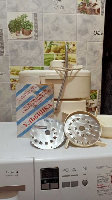 Продам соковыжималку "Ульбинка"
