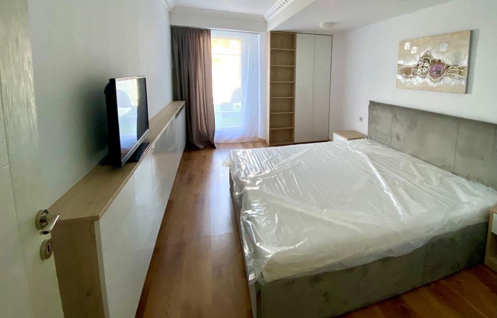 2 camere Otopeni cu piscina terase 30 mp si loc de parcare
