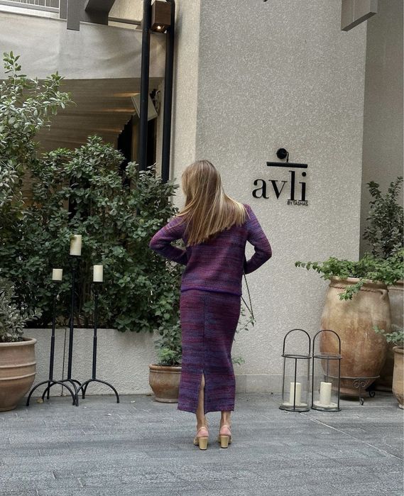 Продам Костюм