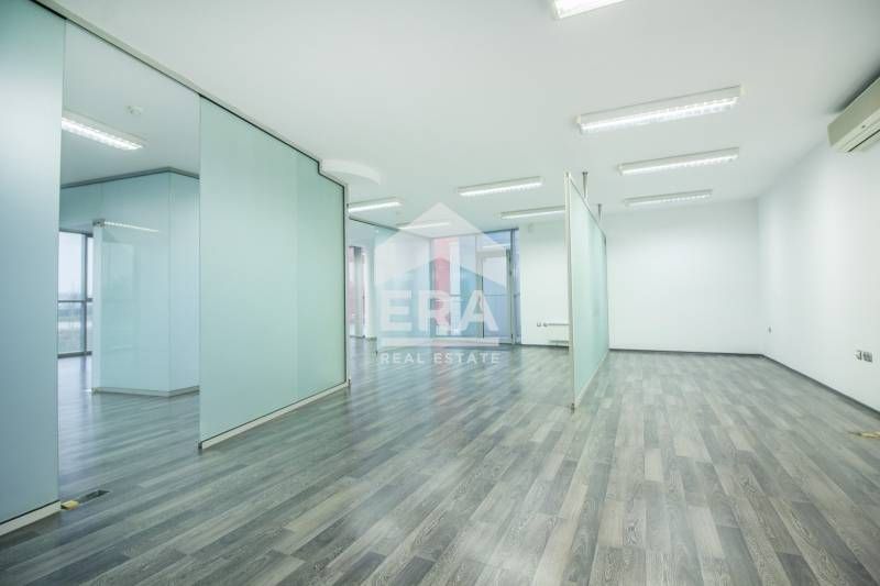 Продава се Магазин в София, Враждебна - 1623 кв.м за 2890 €/кв.м - Снимка #10