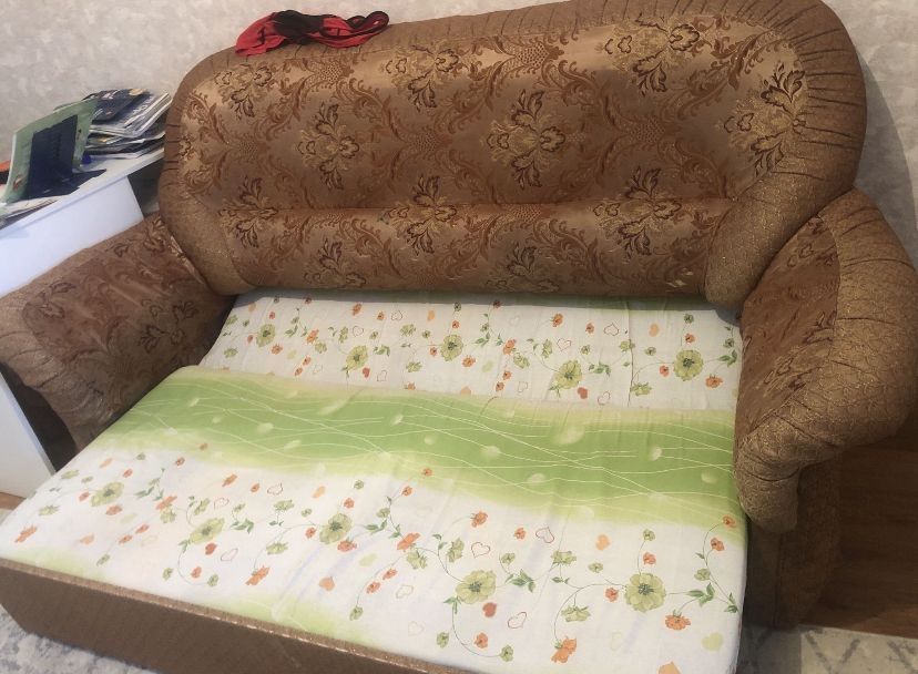 Отдам даром Диван