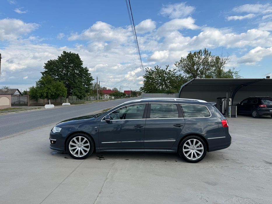 Vw Passat 2010 2.0tdi E5 DSG  R-line Webasto/Navigatie/Scaune incalzite/Jante R18/Carte service -Adus recent