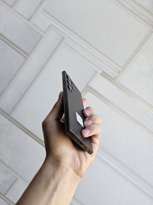 Samsung S24 Ultra 12/256gb