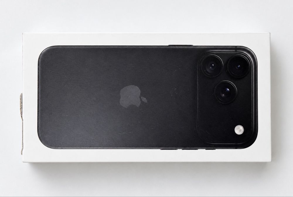Iphone 18 pro 256gb Black 2Г гаранция