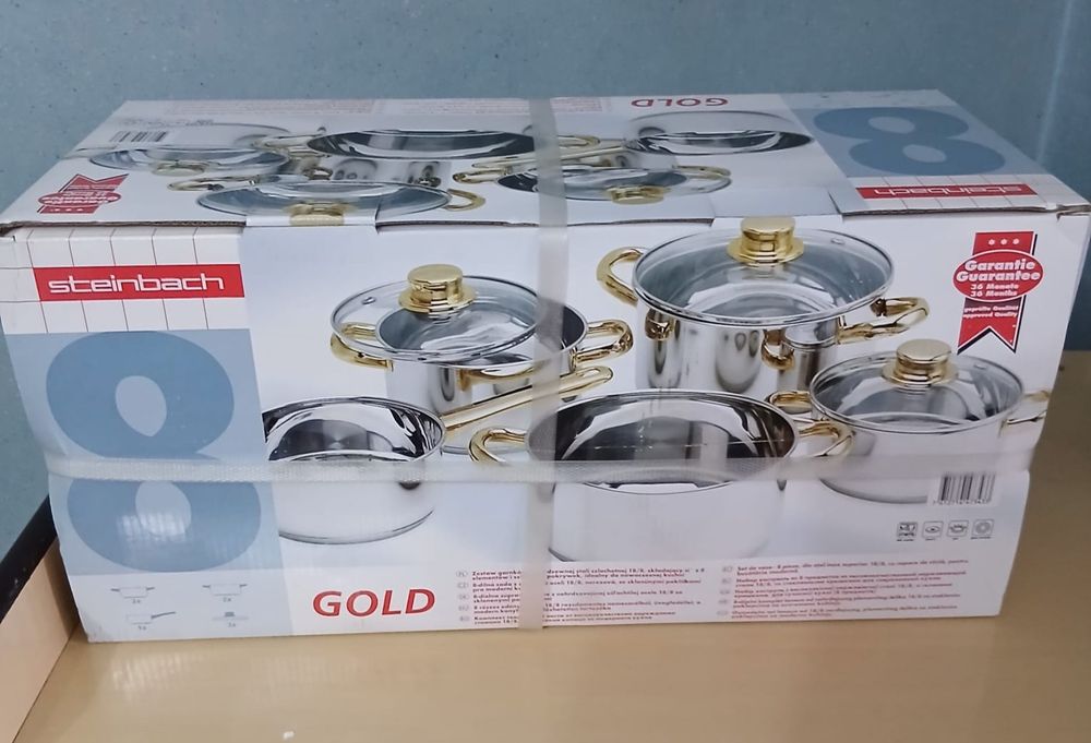 Set de oale Steinbach Gold din 8 piese 
Setul este nou, în ambalajul ori