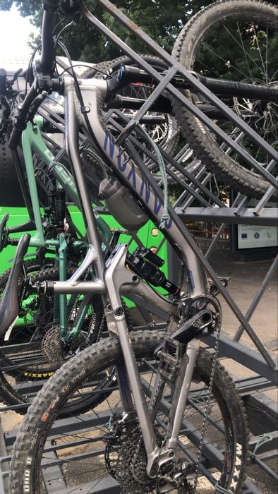 Bicicletă full suspension Canyon Strive AL