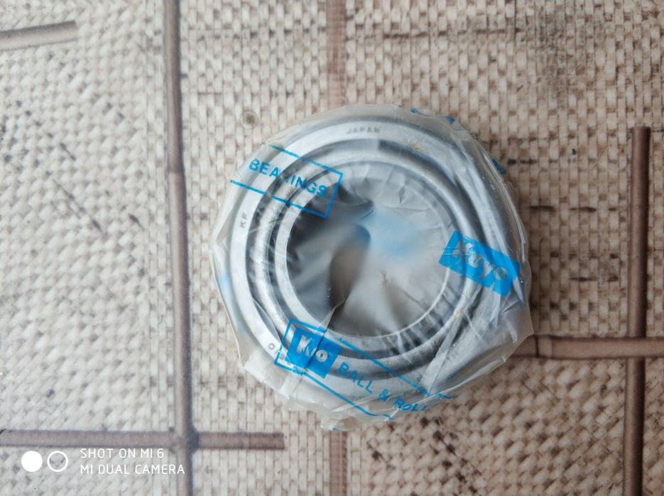 Подшипник и сальник ступицы