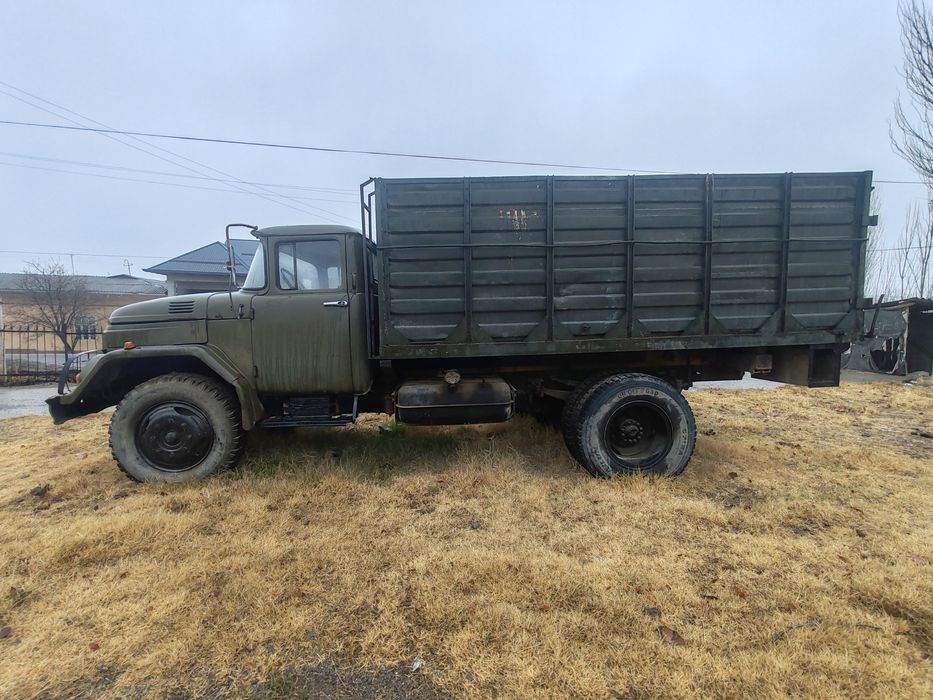 Зил дизель сотилади