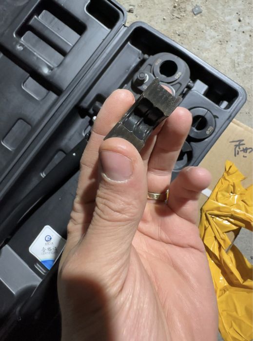 Пресс инструмент ручной для металлопластика