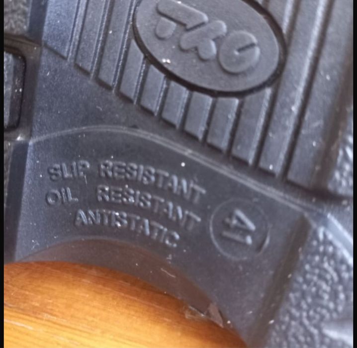 Сапоги утепленные новые