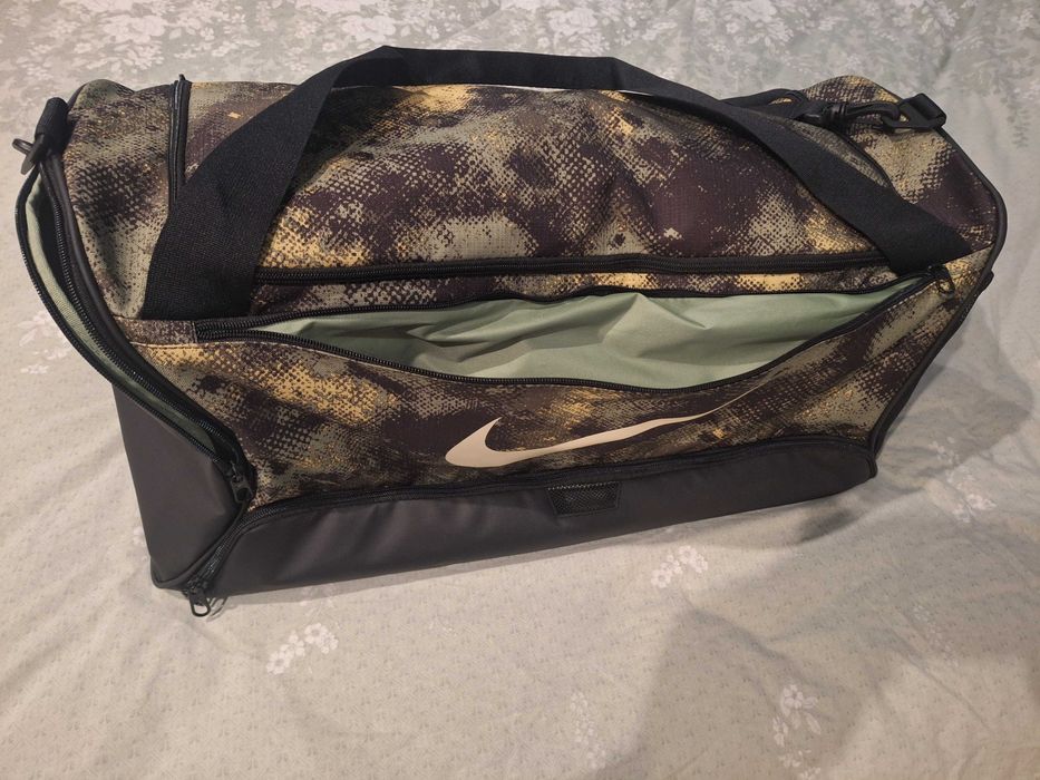 Спортен сак NIKE,чисто нов
