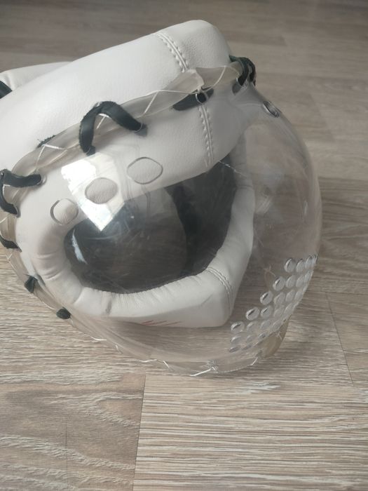 Продам шлем для Кудо