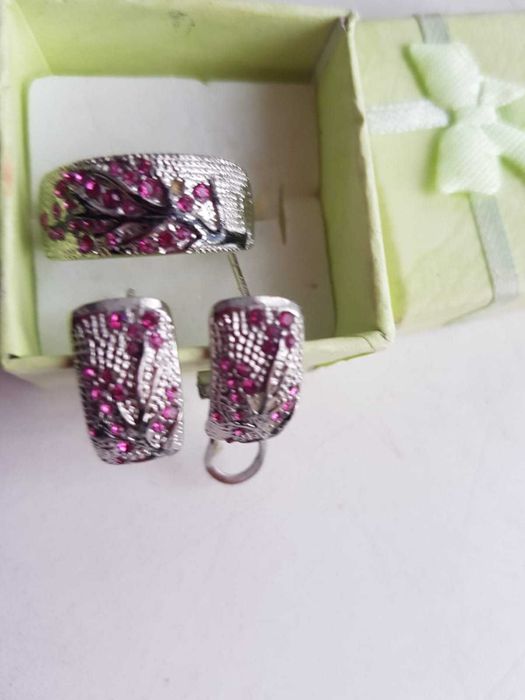 Серьги  с натуральными камнями