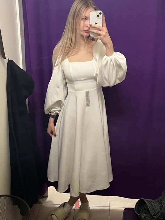 Продам праздничное платье