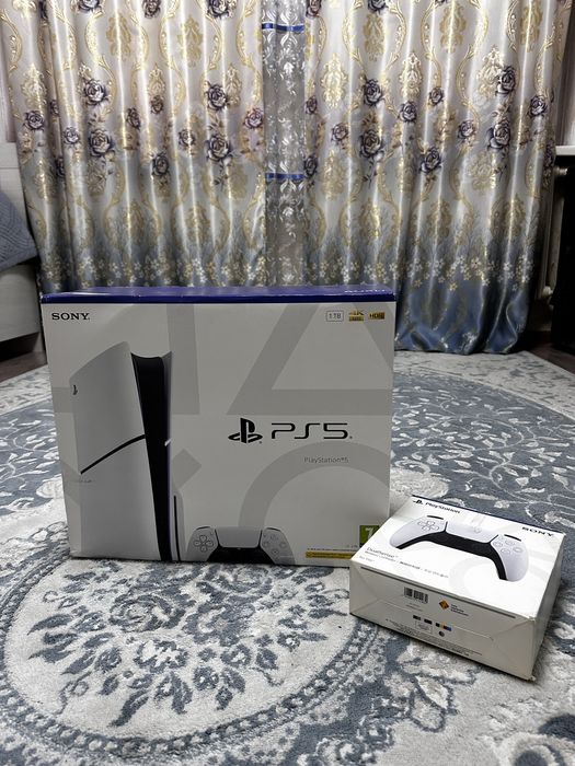 Продам PlayStatation 5 slim 1 tb новый