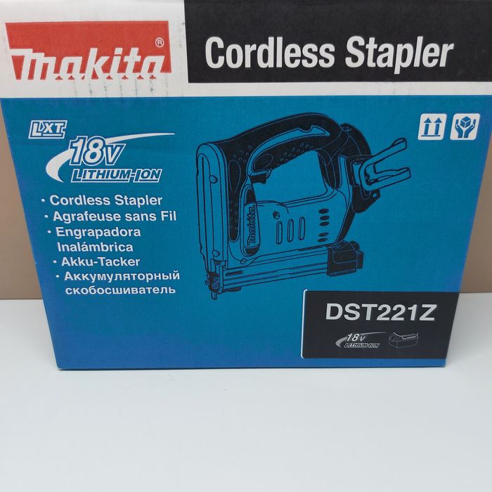 ПРОМОЦИЯ.Акумулаторен такер Makita DST221