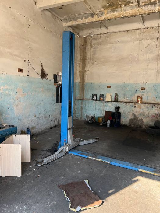 Padyomnik sotiladi istiqlol 4tonnali holati yaxshi