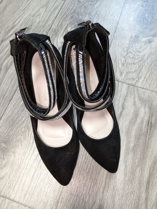 Туфли продам..продам