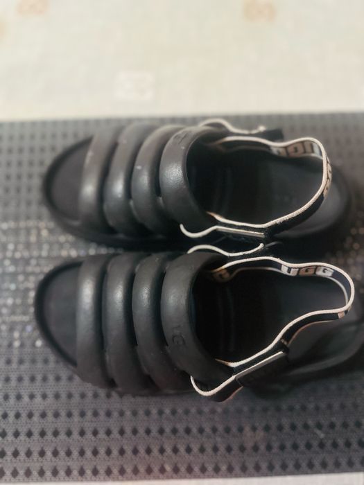 Sandale UGG fete , 33.5
