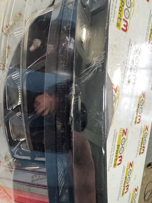 Stop lampa spate stanga pe aripa Range Rover Sport facelift 2019-2023