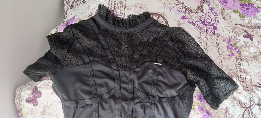 Блузка на Алеса в отлично състояние