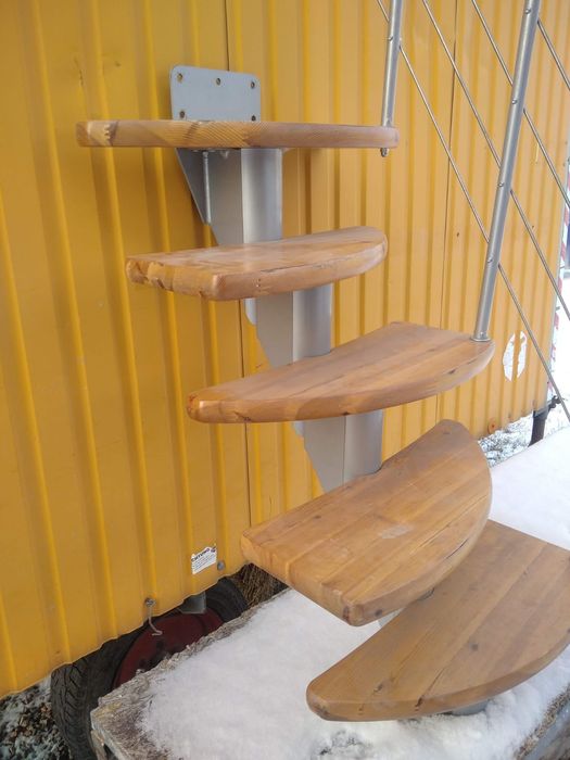 Продам лестницу.