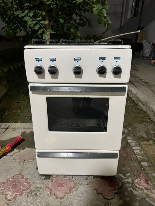 Продаётся газовая плита СССР.