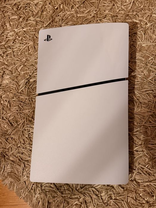 Consolă PlayStation 5 Slim