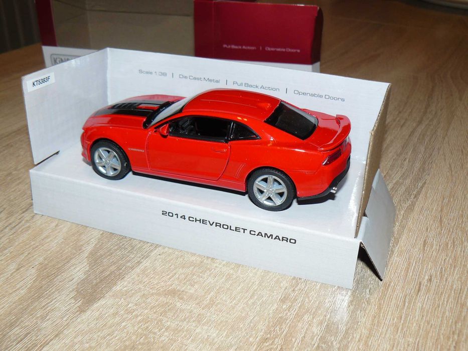 Macheta Auto De Colectie CHEVROLET CAMARO Scara 1:38,Noua Kinsmart